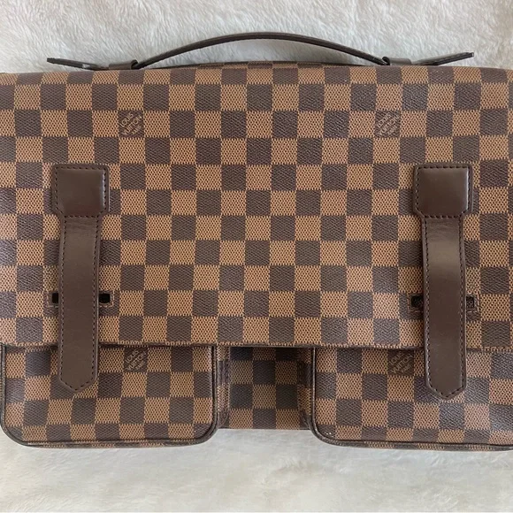 Louis Vuitton Damier Broadway Bag - Picture 4 of 17
